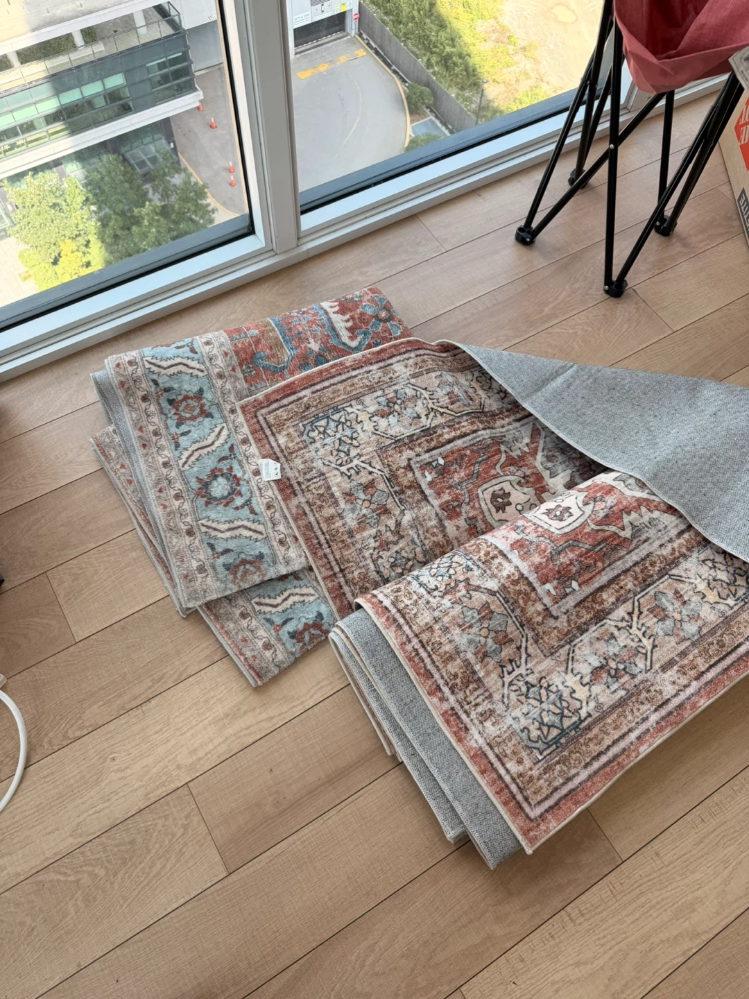 Traditional Persian-style Area Rug