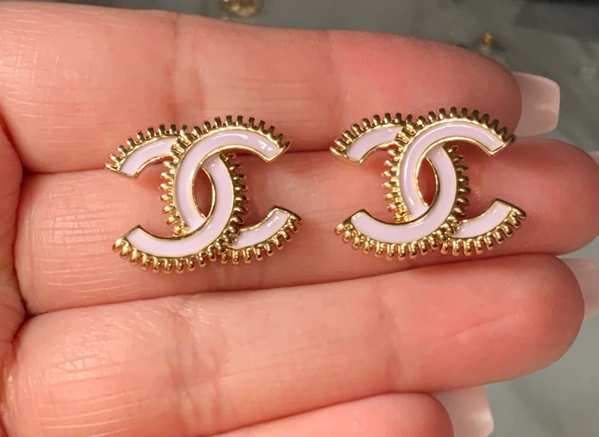 $28 Fashion jewelry and accessories