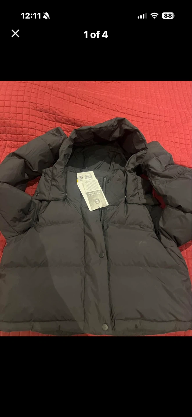Lululemon Wunder Puff Super-Cropped Jacket Size 4 Black