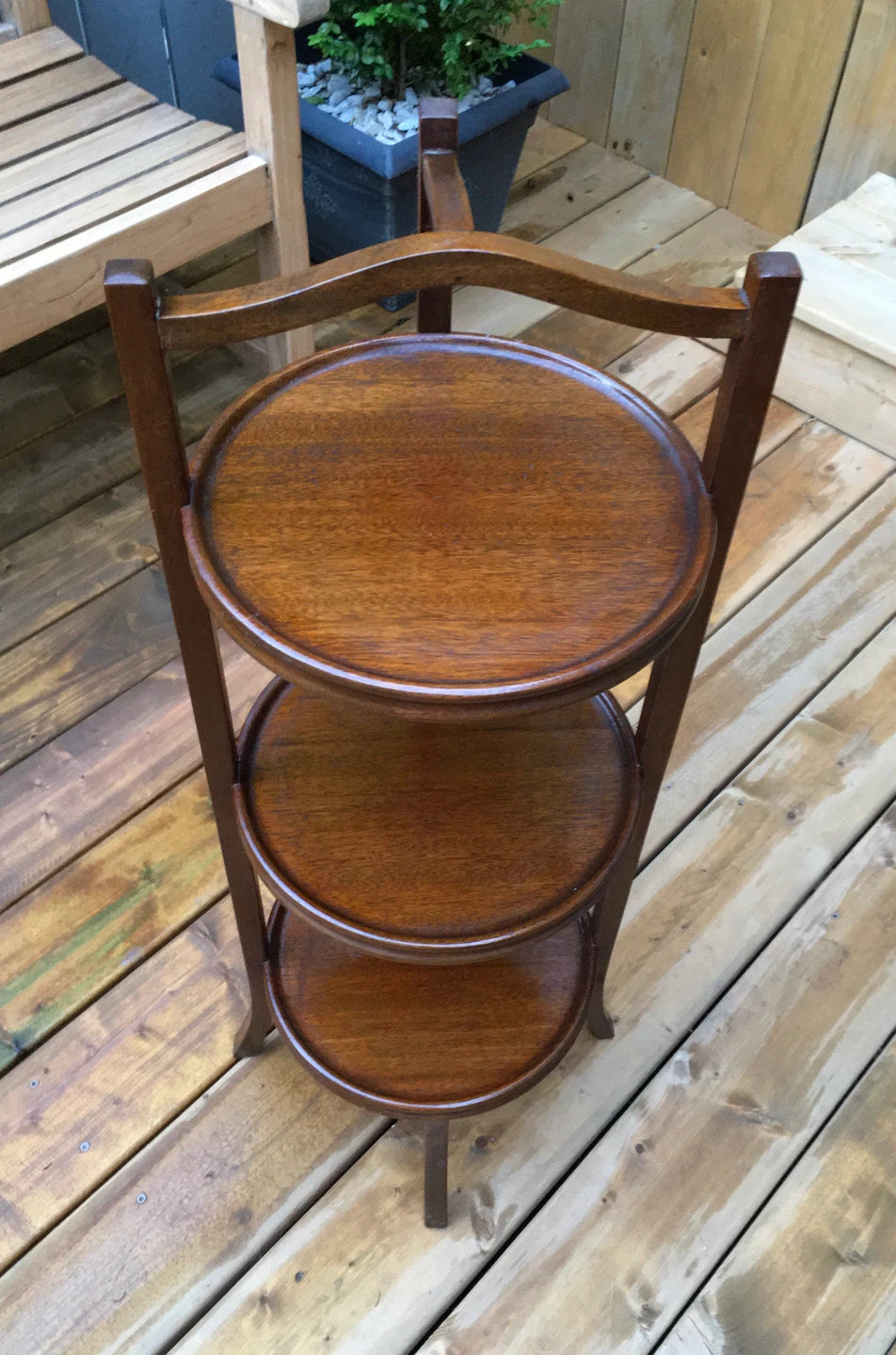 ⭐️ONE Vintage solid mahogany 3 tier stand(Circa 1930’s) - photo 3