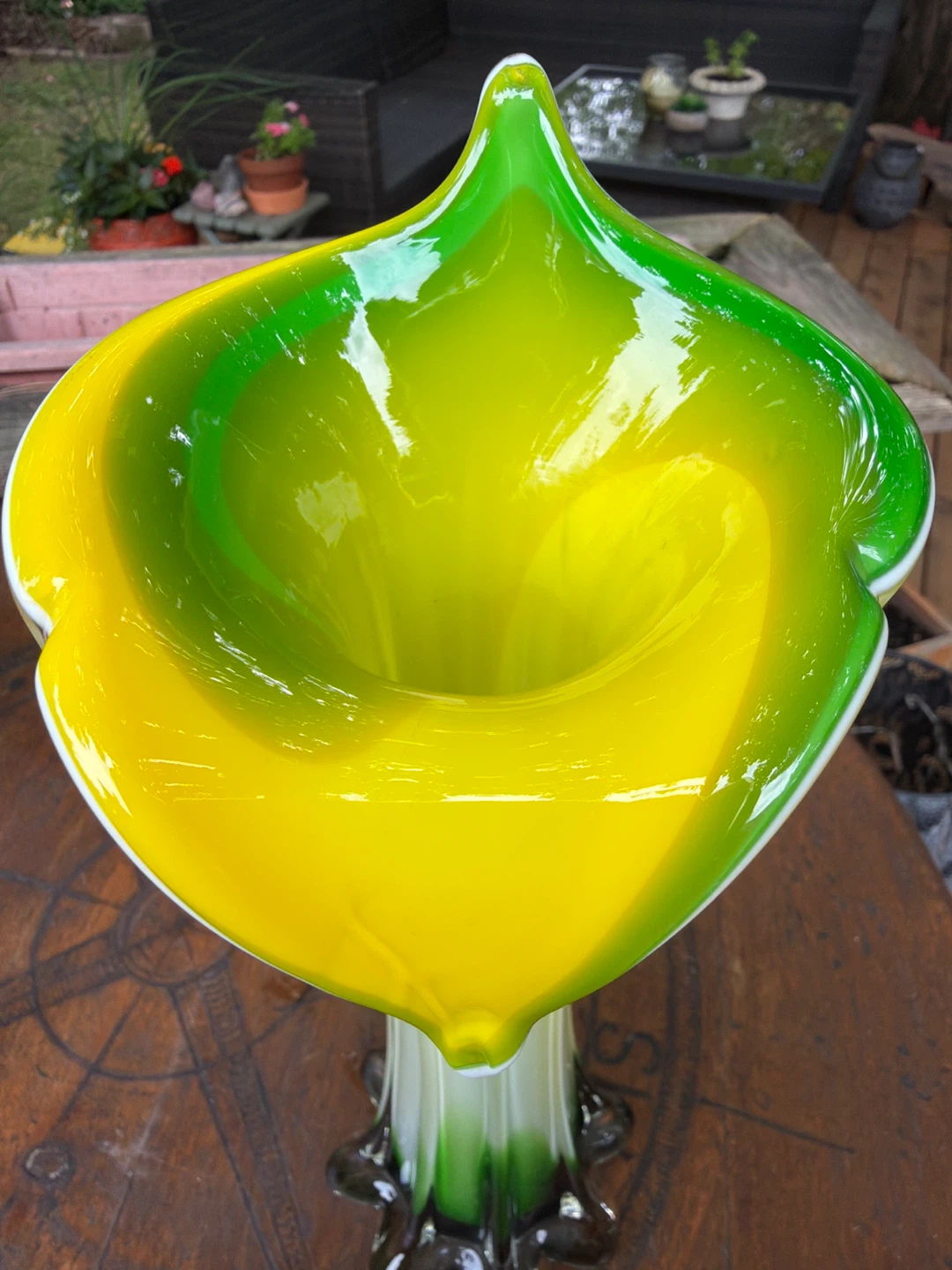 Vintage Gorgeous Hand Blown Art Glass Calla Lily Vase - photo 3
