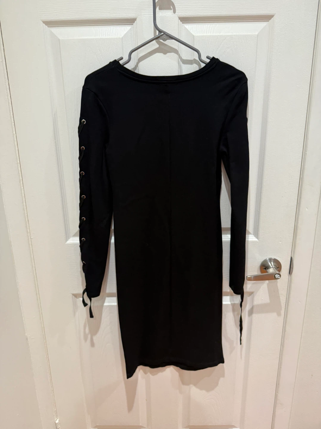 Black Lace-Up Detail Long Sleeve Dress - photo 2