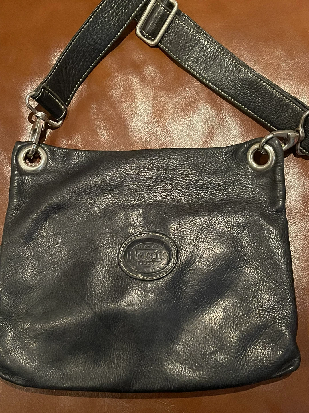 Roots Village Tribe cross body bag in black, great condition! - photo 2