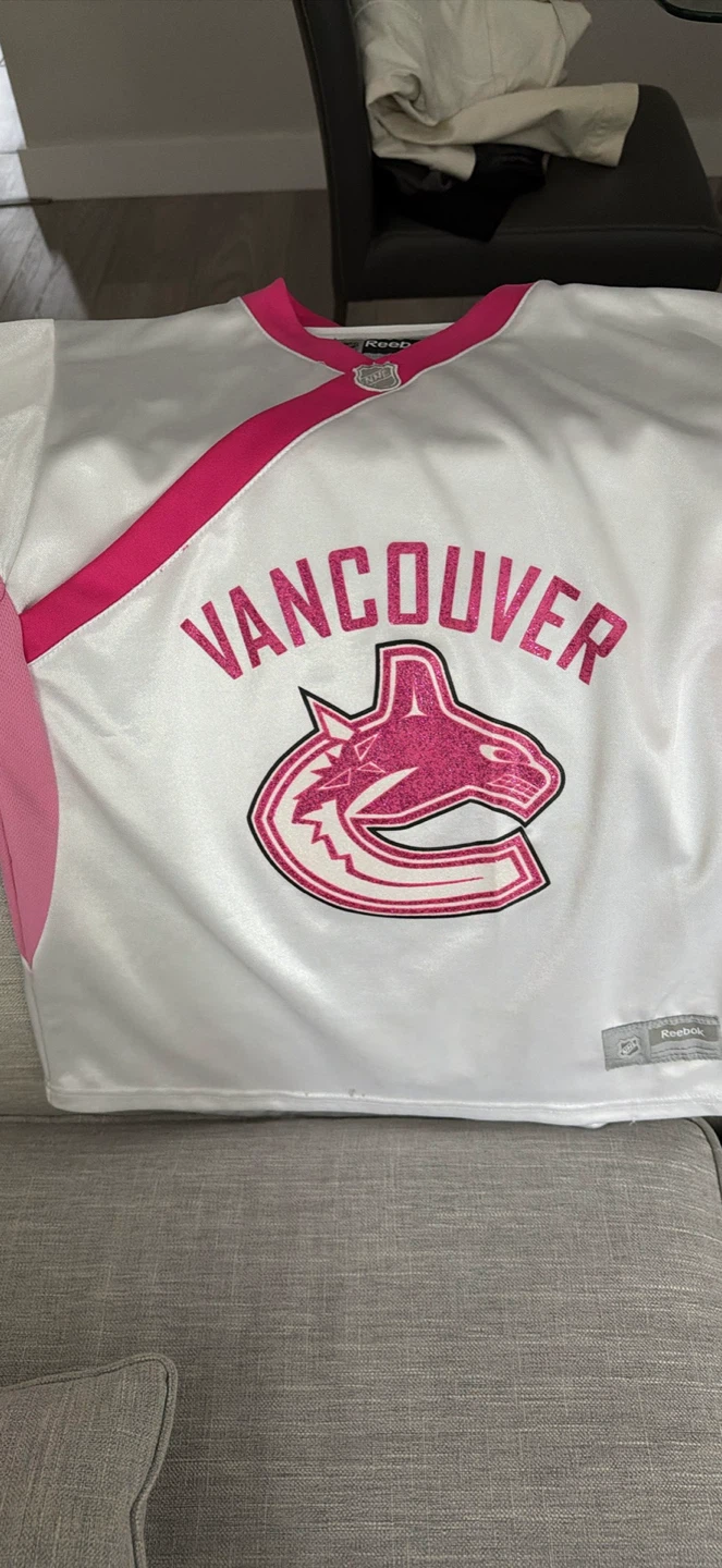 Pink glitter Canucks jersey