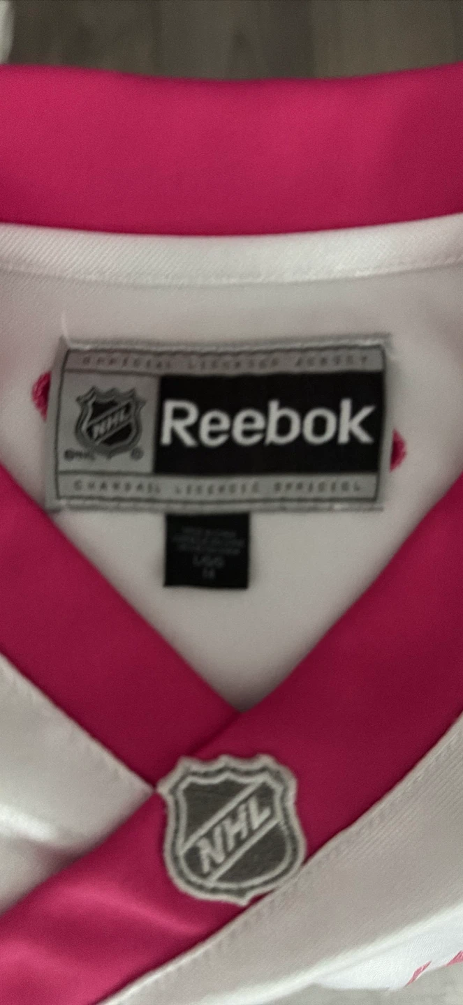 Pink glitter Canucks jersey - photo 3