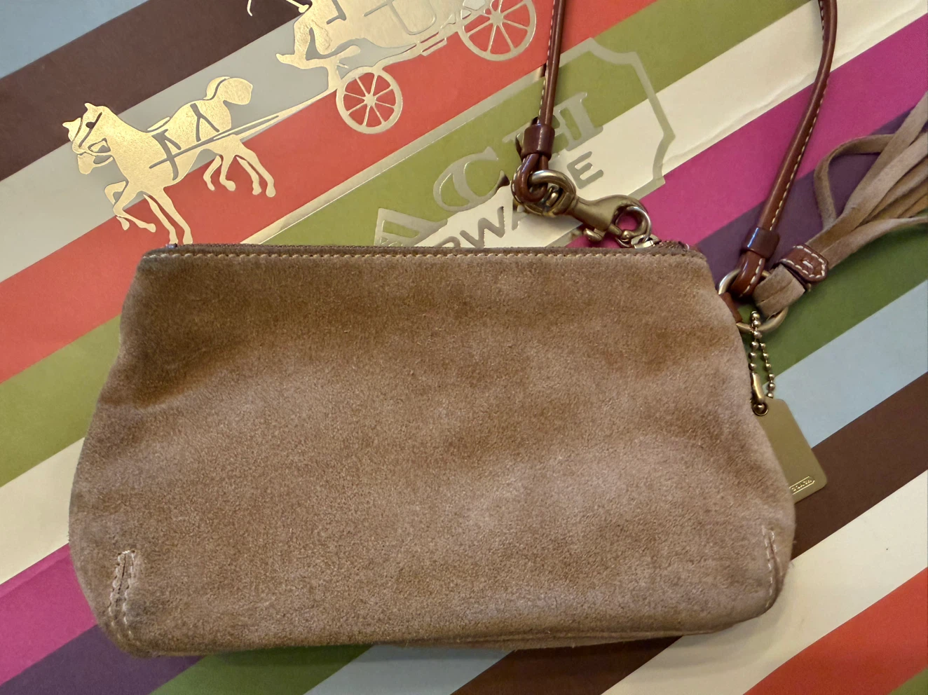 🤎 Vintage Y2K Coach Tan Suede Tassel Wristlet 🤎 - photo 4