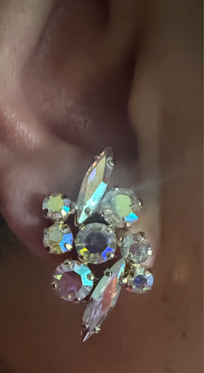 Sparkling Aurora Borealis (AB) crystals Clip-On Earrings - photo 3