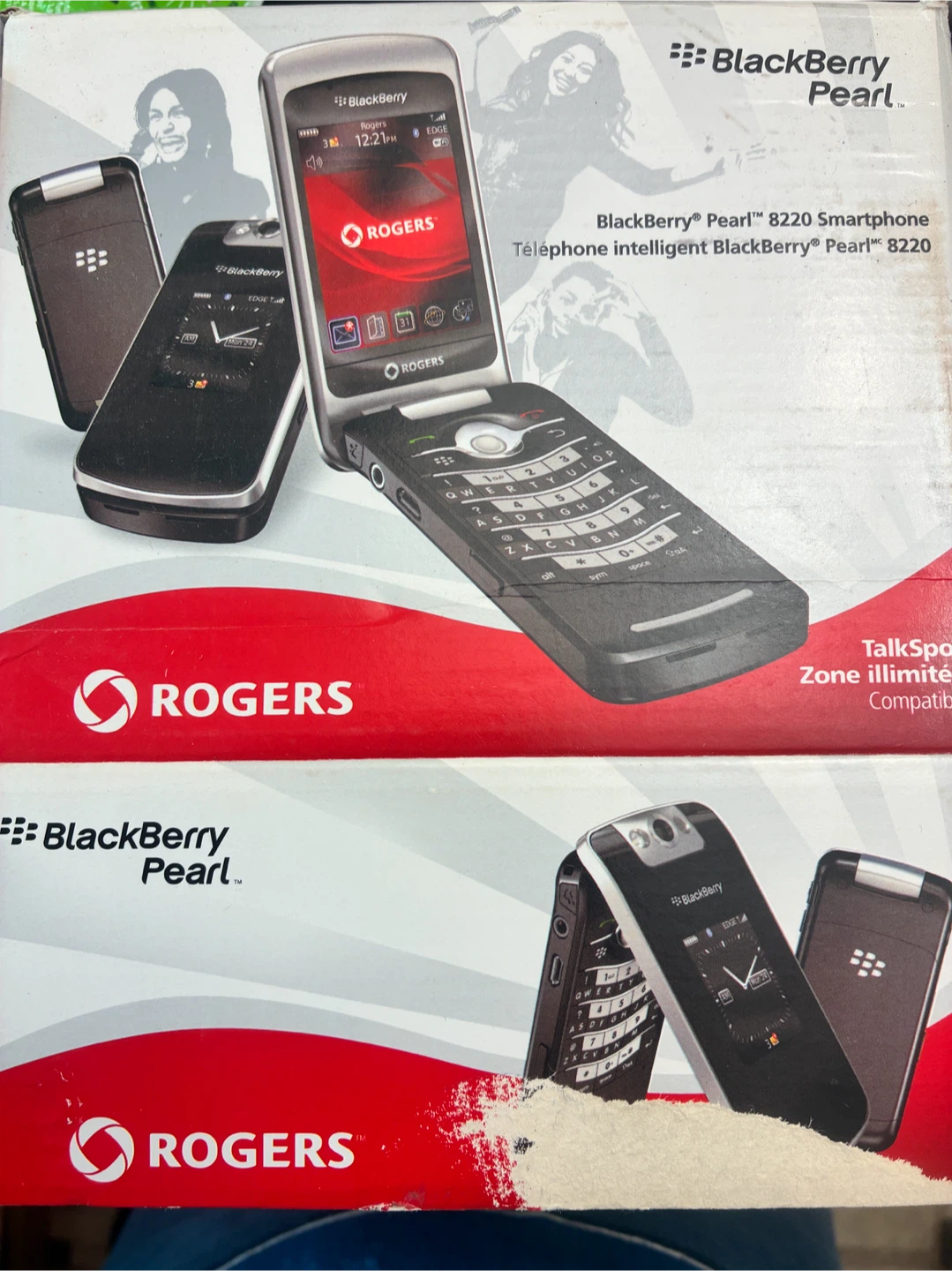 BlackBerry Pearl 8220 Smartphone