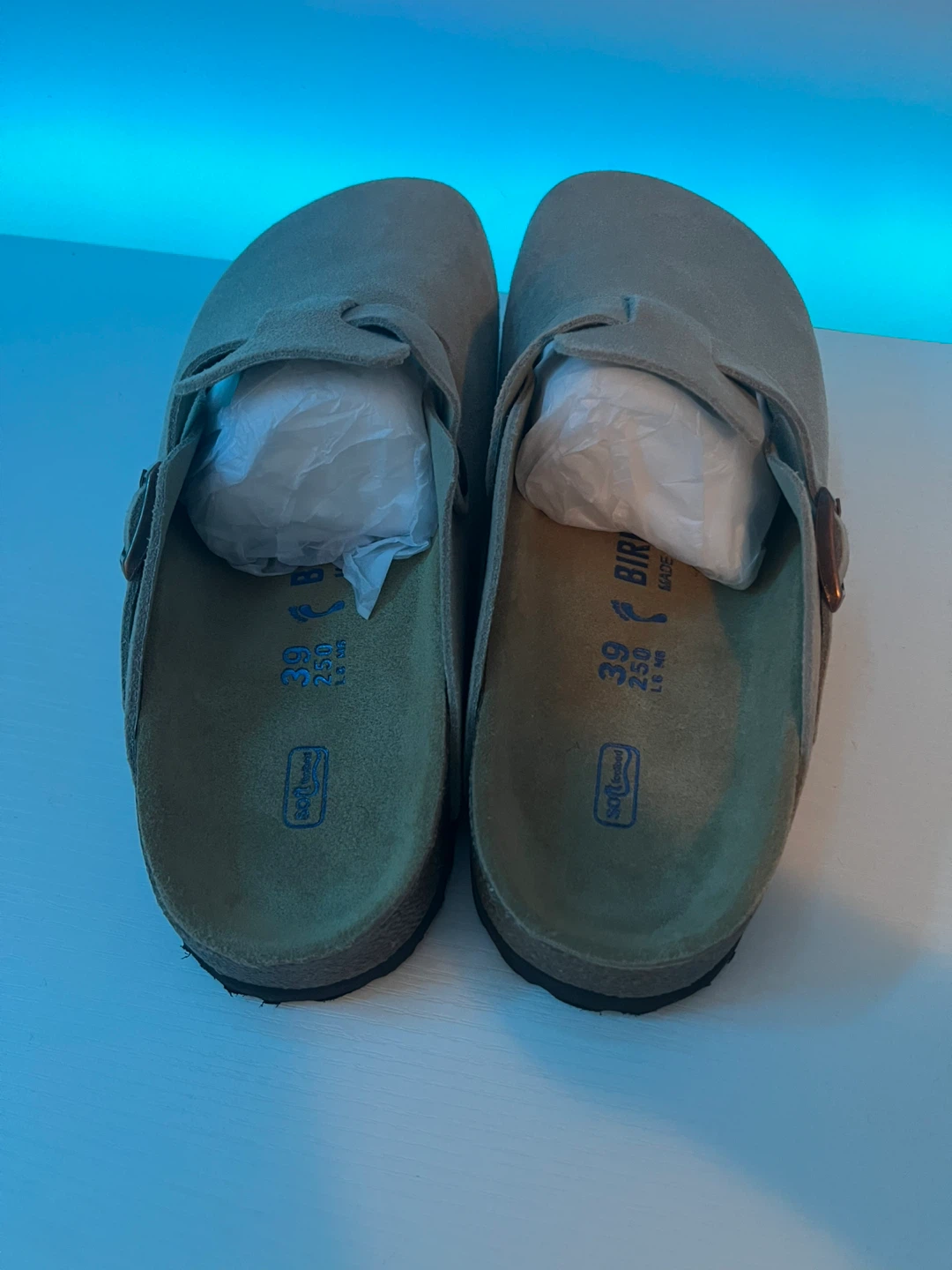 Birkenstock Clogs - Suede - Size 39 - photo 2