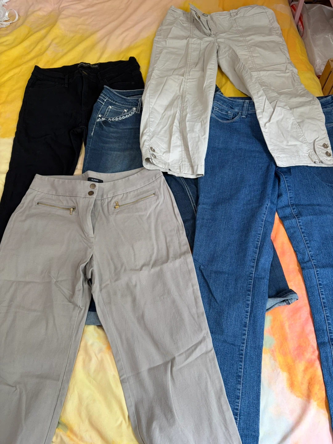 Denim & capri bundle - Sizes 8-10