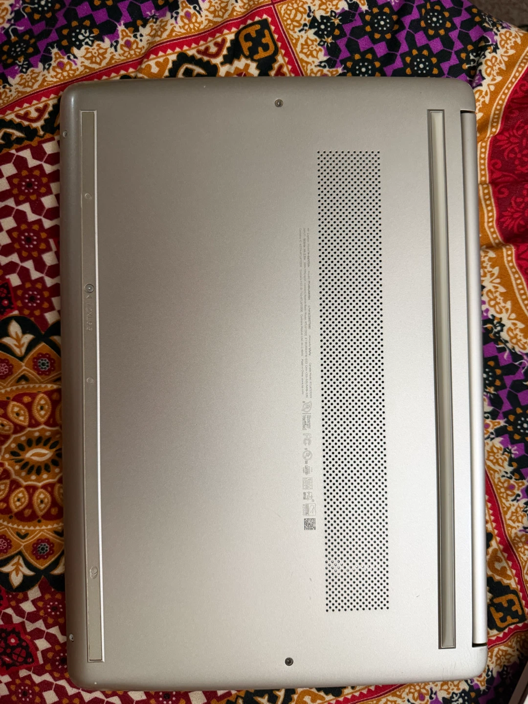 HP Laptop - photo 2