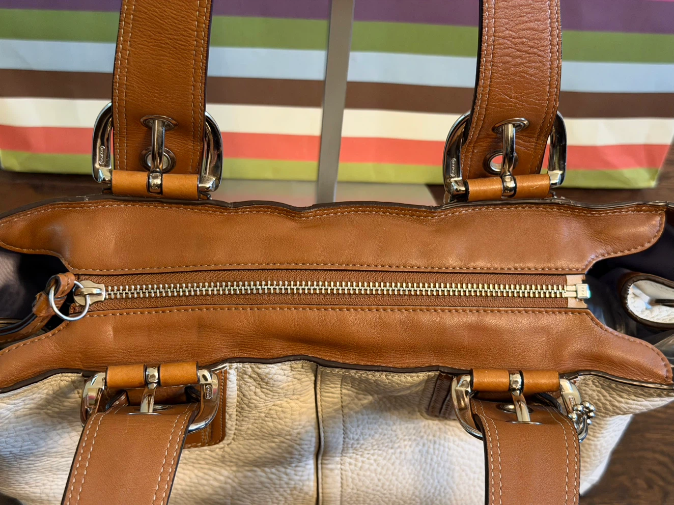 Vintage Y2K Coach Soho Cream Pebbled Leather bag F13109 - photo 3
