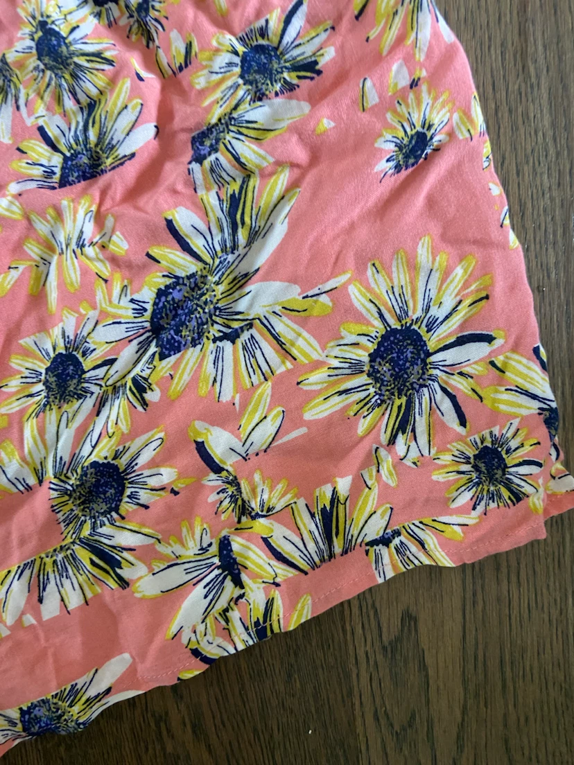 NWT: American Rag Strapless Floral Romper, Size Small - photo 3