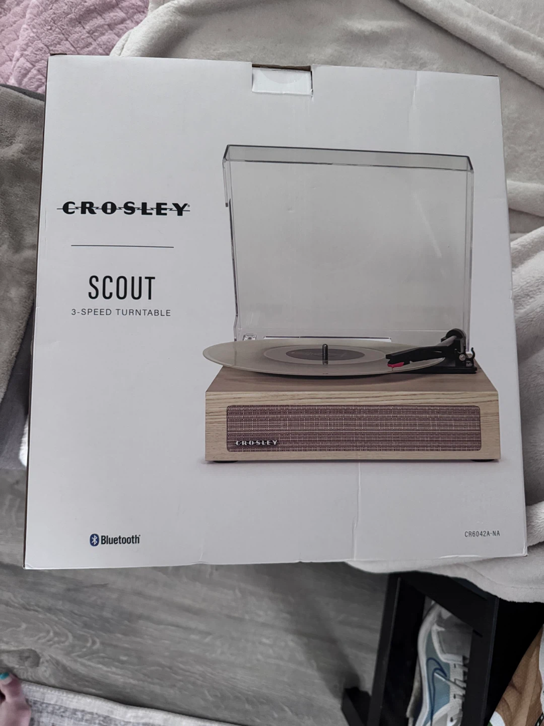 Crosley CR6042A-NA Scout Record Player, Natural Wood - photo 4