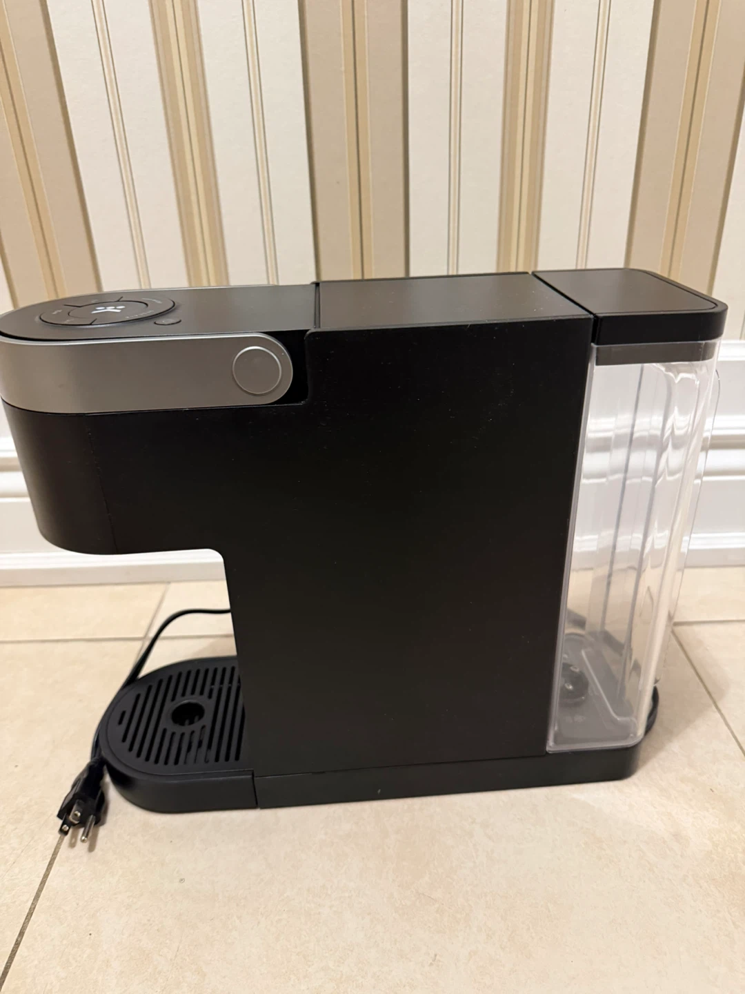Keurig K-Slim Single Serve K-Cup Pod Coffee Maker - photo 3
