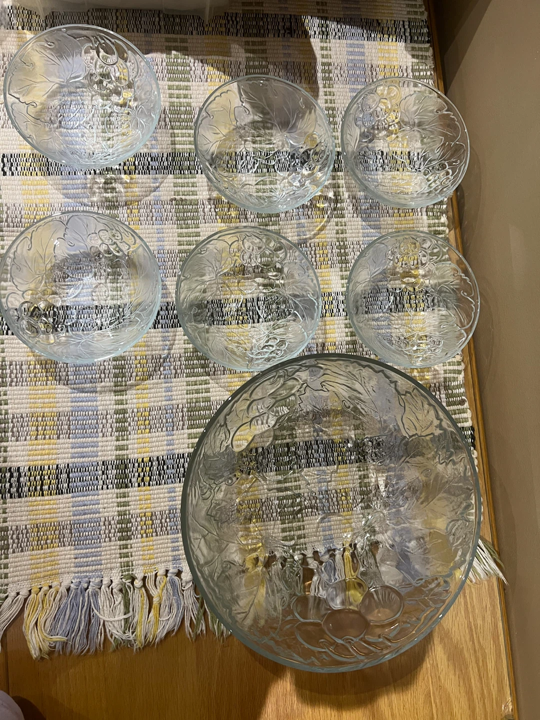 Clear Glass Bowls Set with Grape Design - photo 2