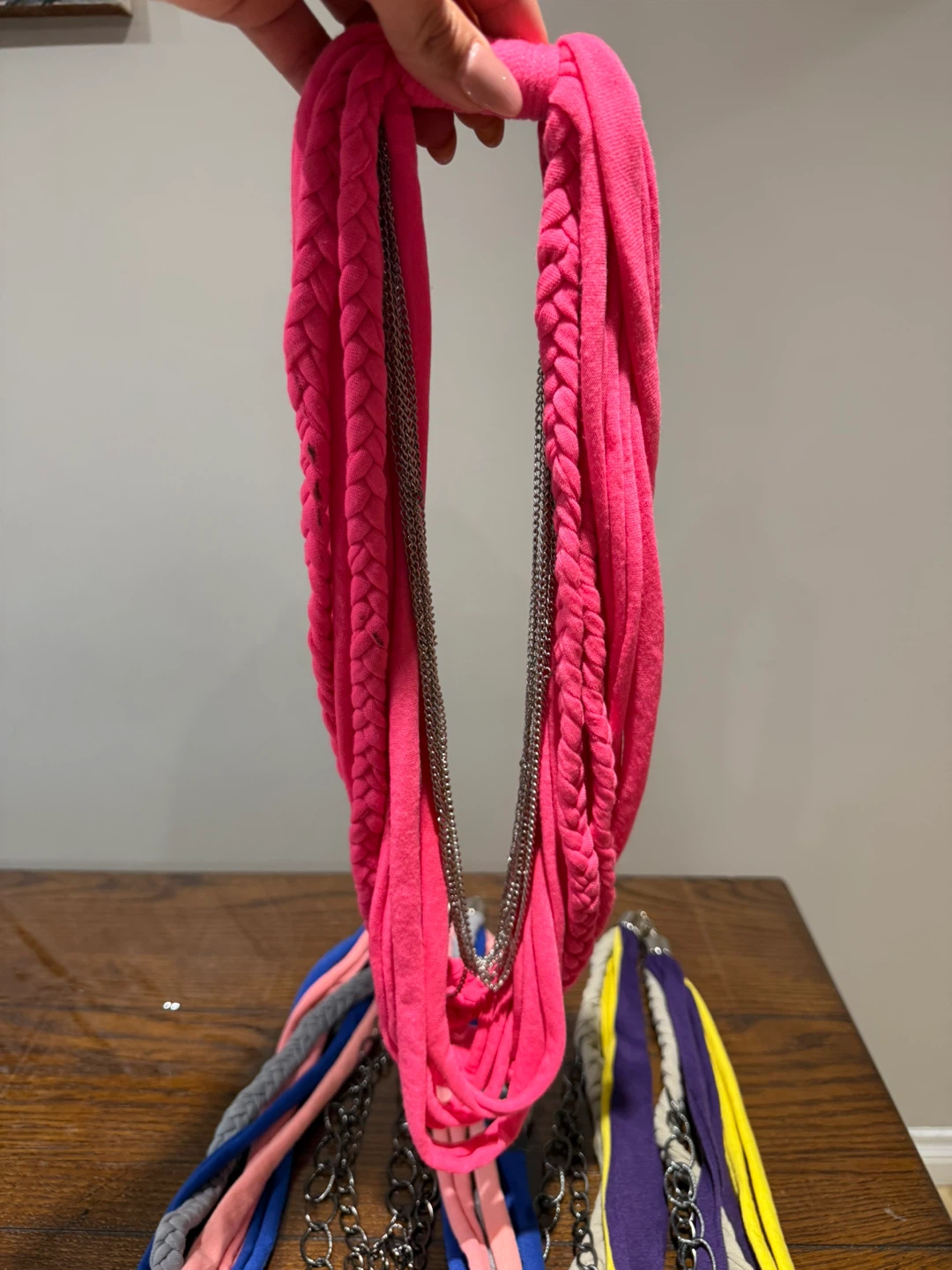 Fabric scarf necklaces - photo 5