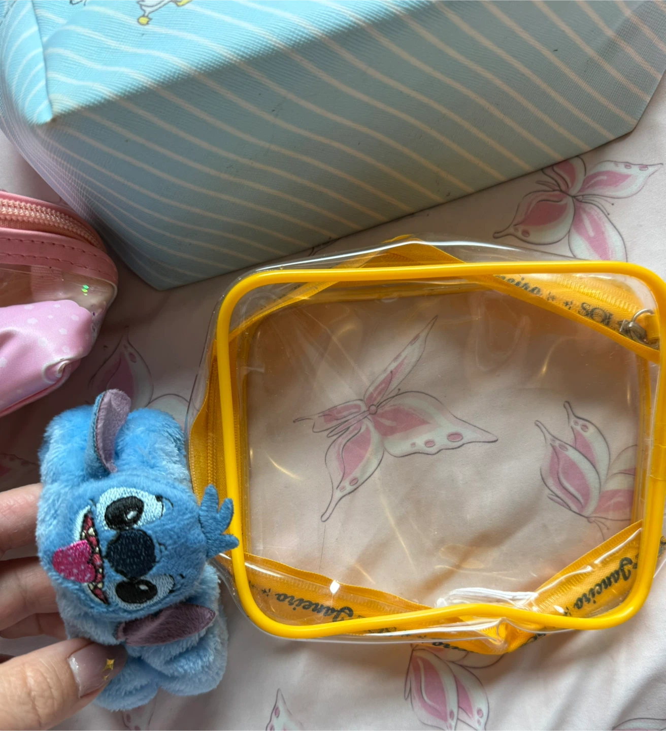 Set of 4 Character Pencil Cases and Accessory - photo 5
