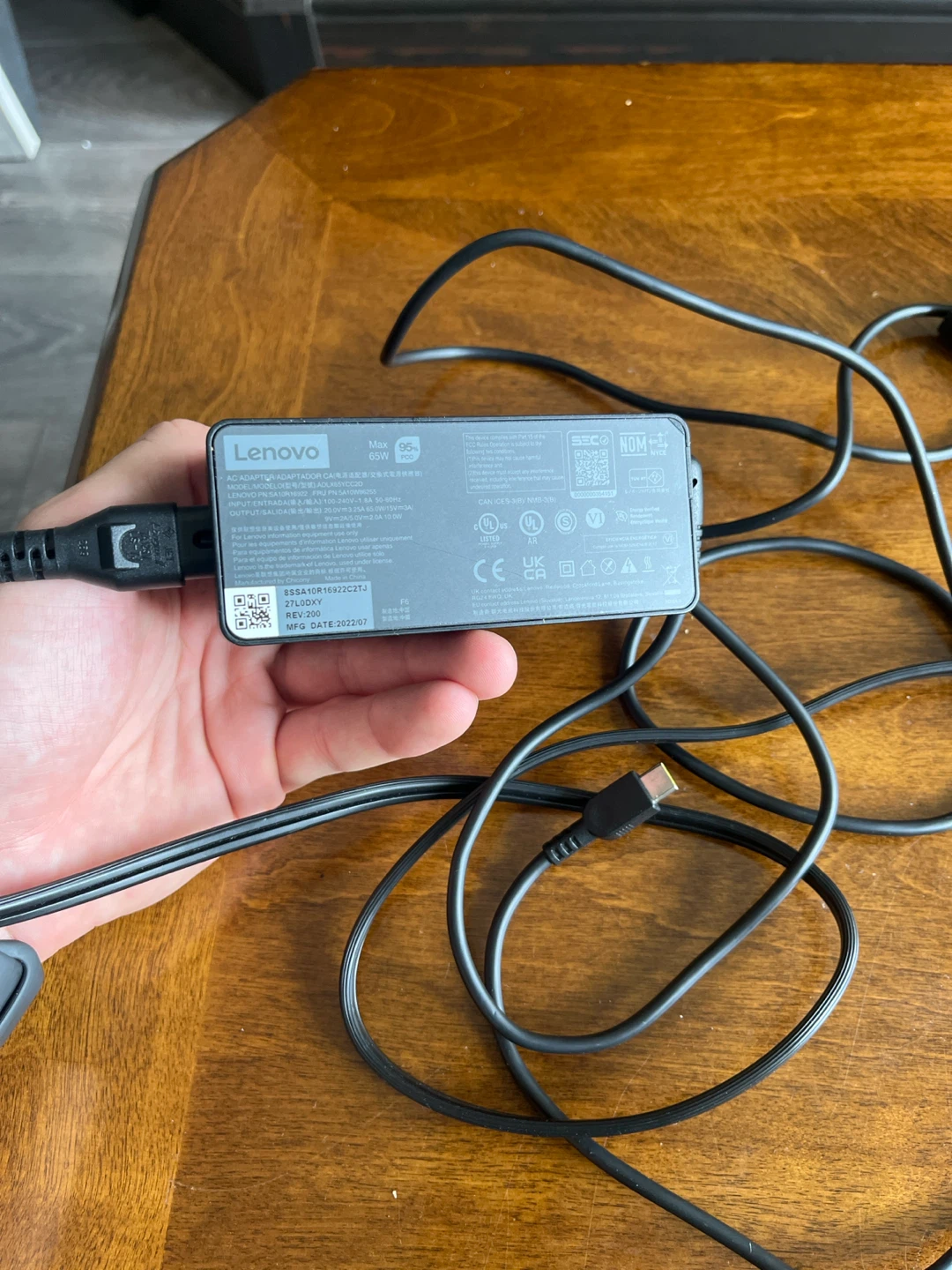 Lenovo 65W Laptop Power Adapter - photo 2