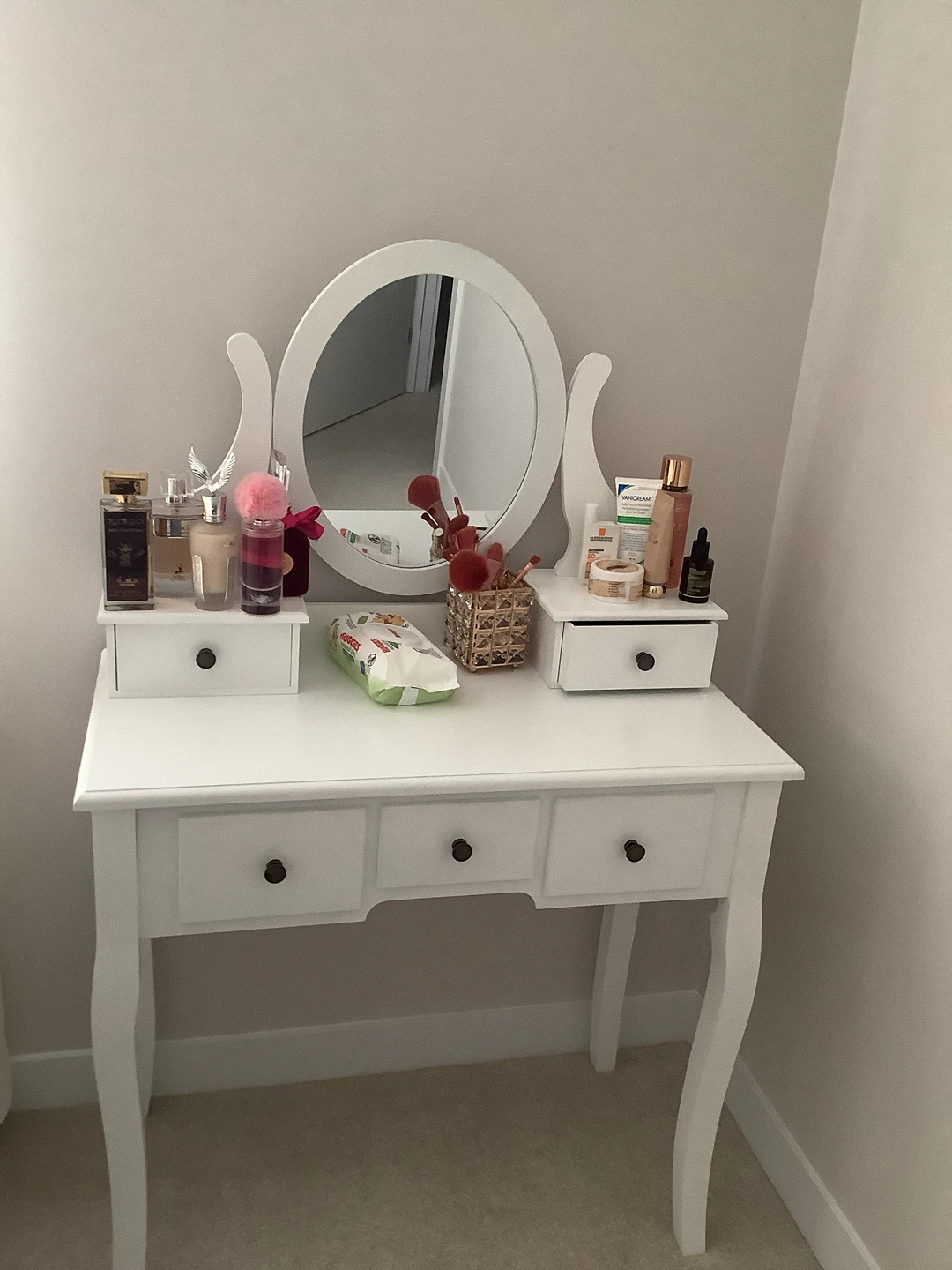 White Vanity Table with Mirror