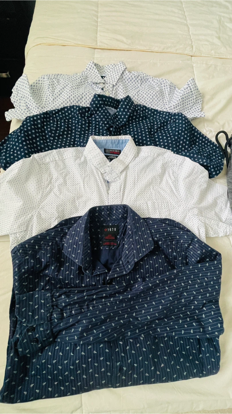 Bundle of boy’s / youth Shirts and Joggers size small - photo 2