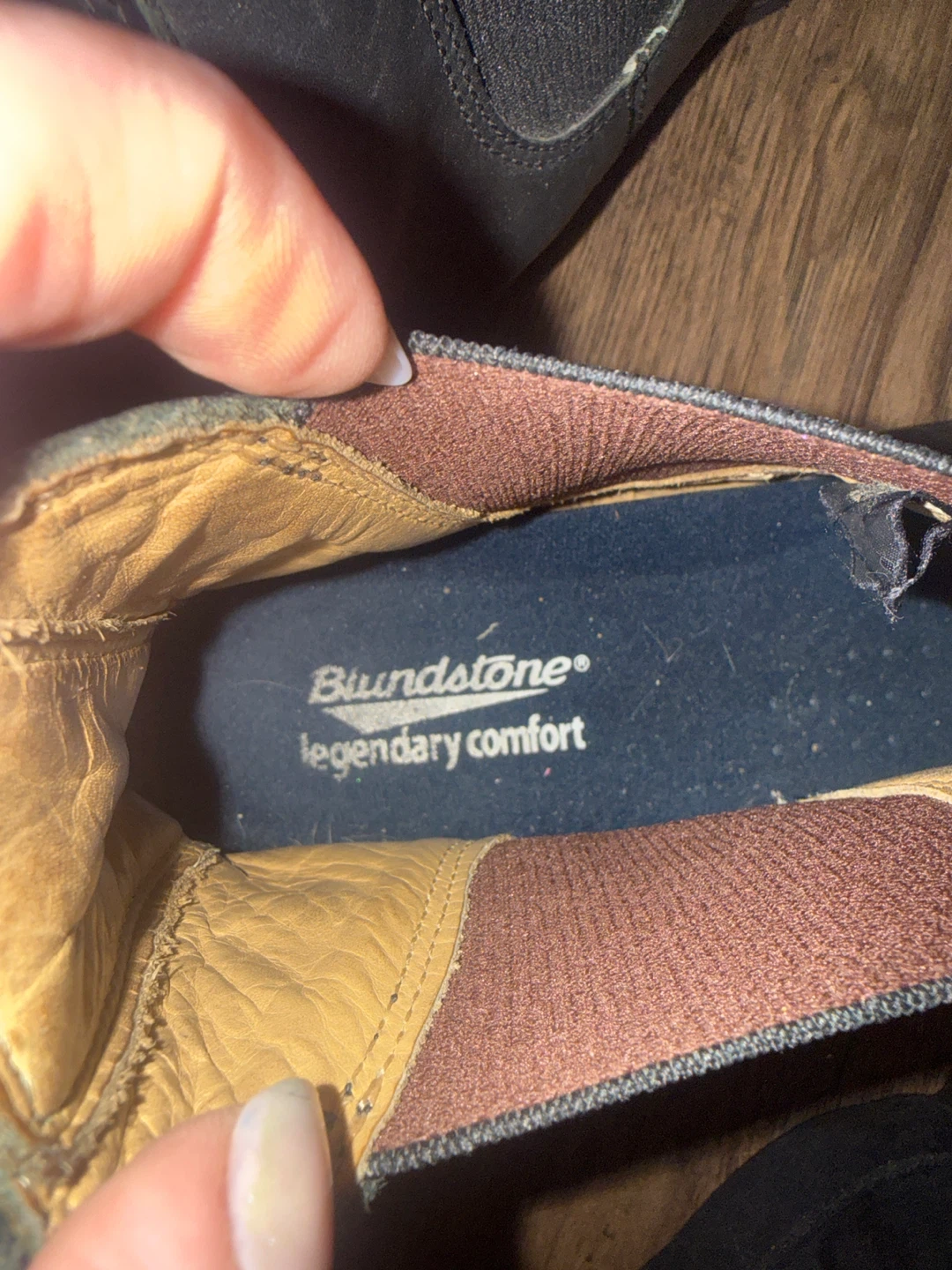 Blundstone Black Leather Chelsea Boots - photo 3