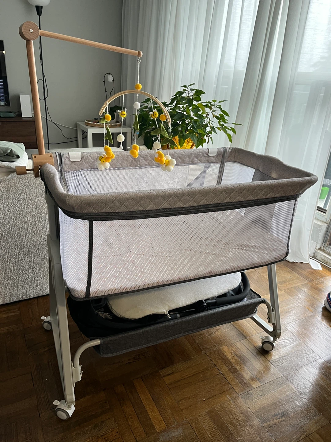3-in-1 Convertible Baby Bassinet