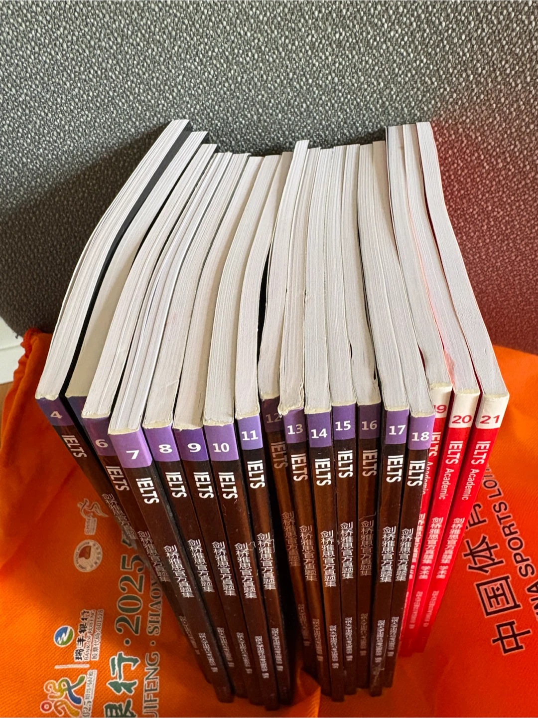 Cambridge IELTS Authentic Practice Tests Books 1-21 - photo 4