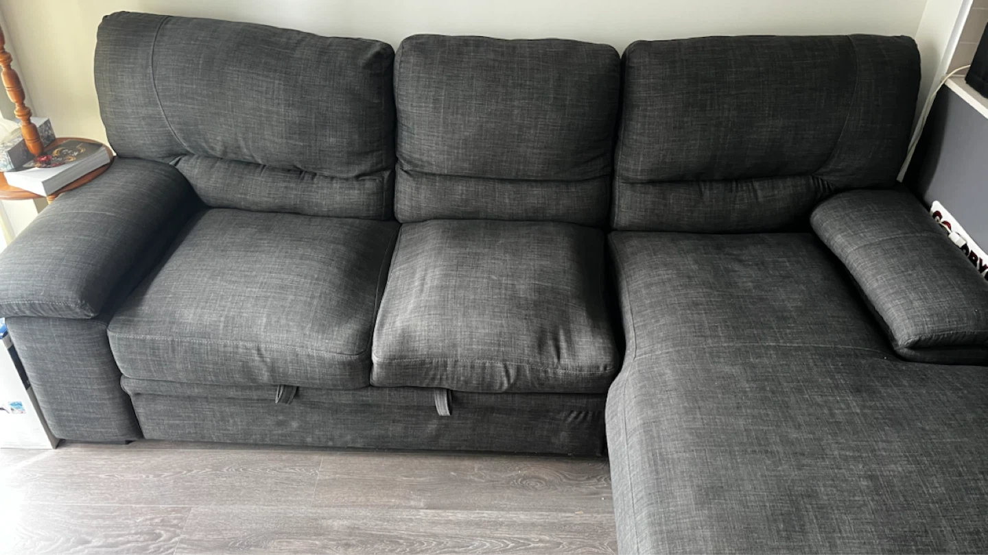 L Shaped Sectional Couch - photo 3