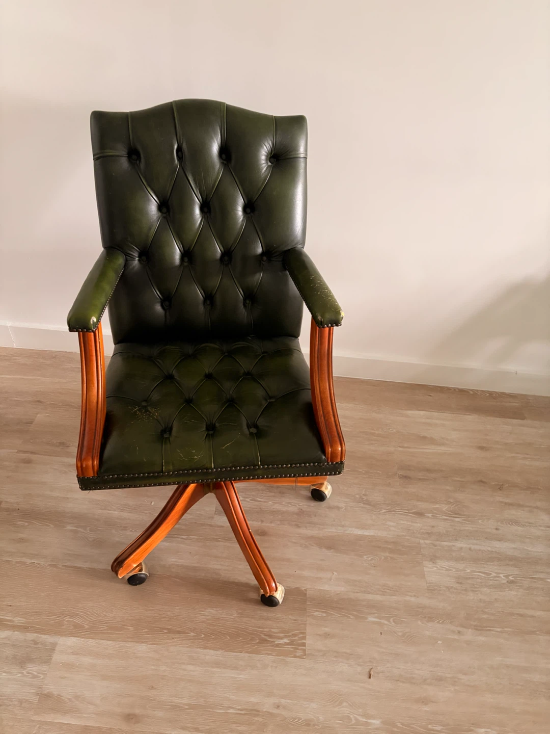 Vintage Green Leather Office Chair - photo 2