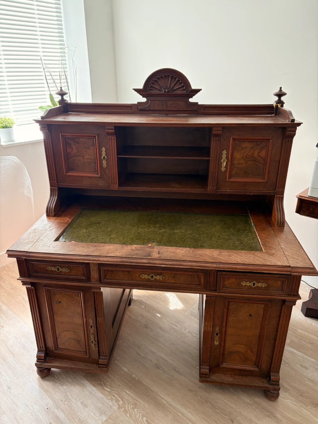 Antique Wooden Desk with Hutch - photo 3