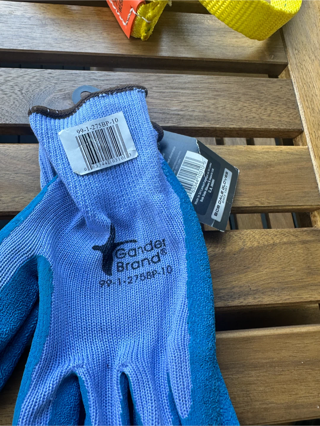 Automotive products, gloves, sling, caulking gun - photo 2