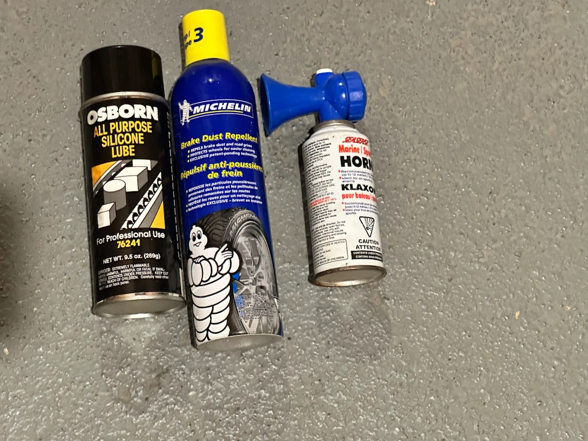Automotive products, gloves, sling, caulking gun - photo 5