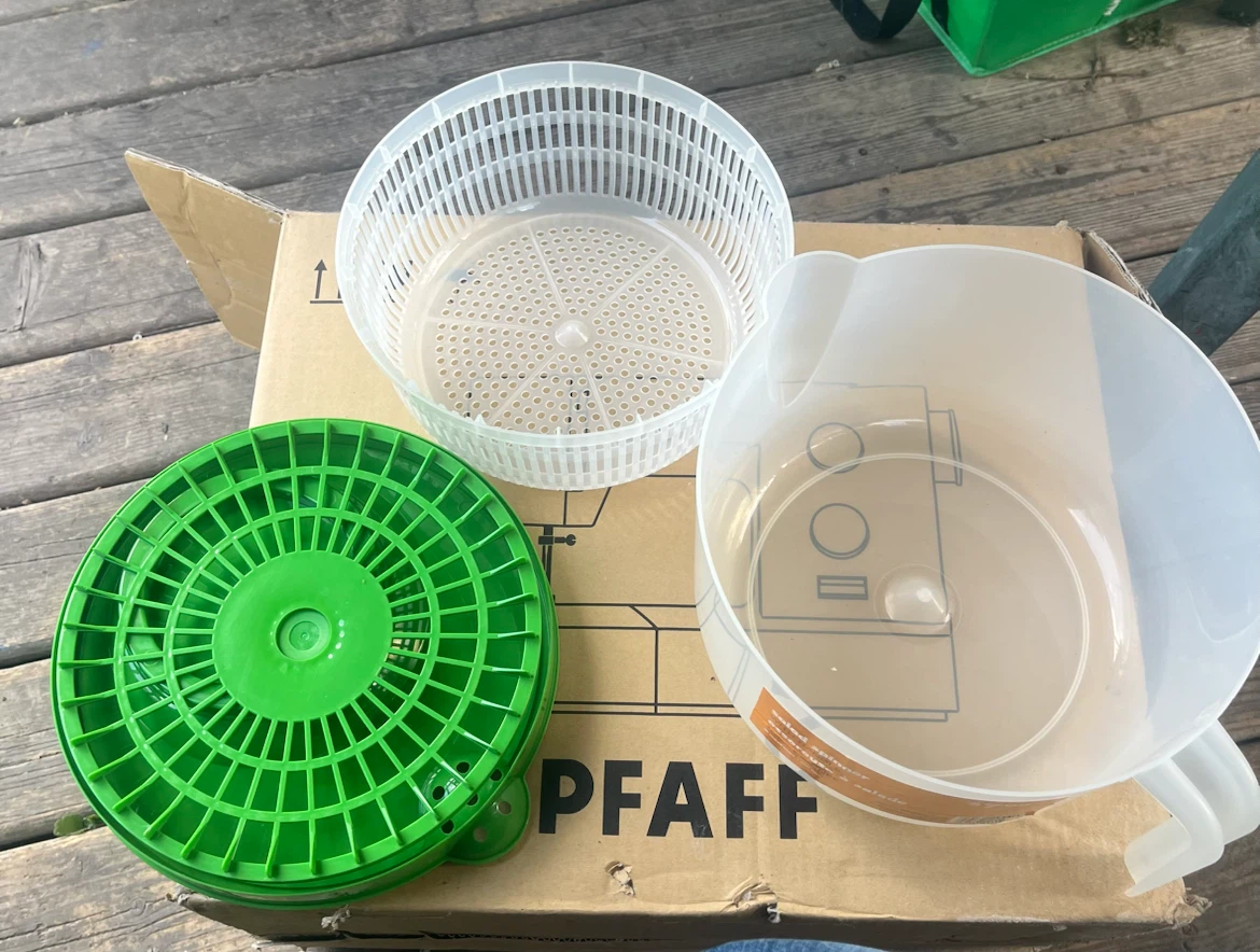 Salad Spinner with Handle - photo 3