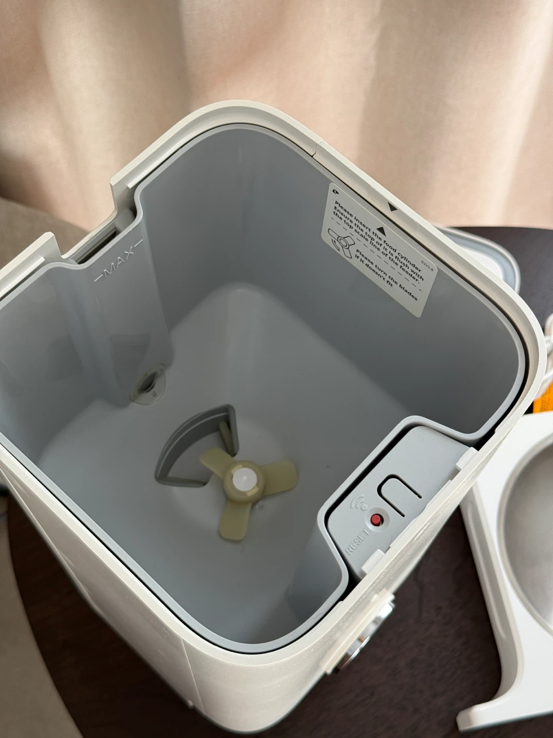 Petkit Automatic Pet Feeder - photo 2