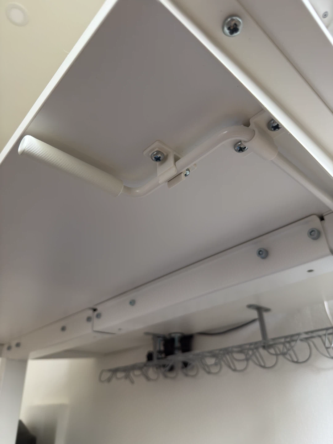 IKEA Adjustable Standing Desk - photo 3
