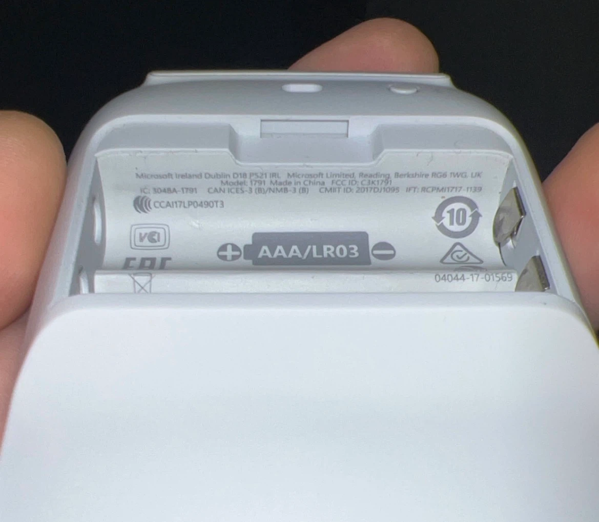 Microsoft Surface Arc Mouse (Model 1791) - photo 4