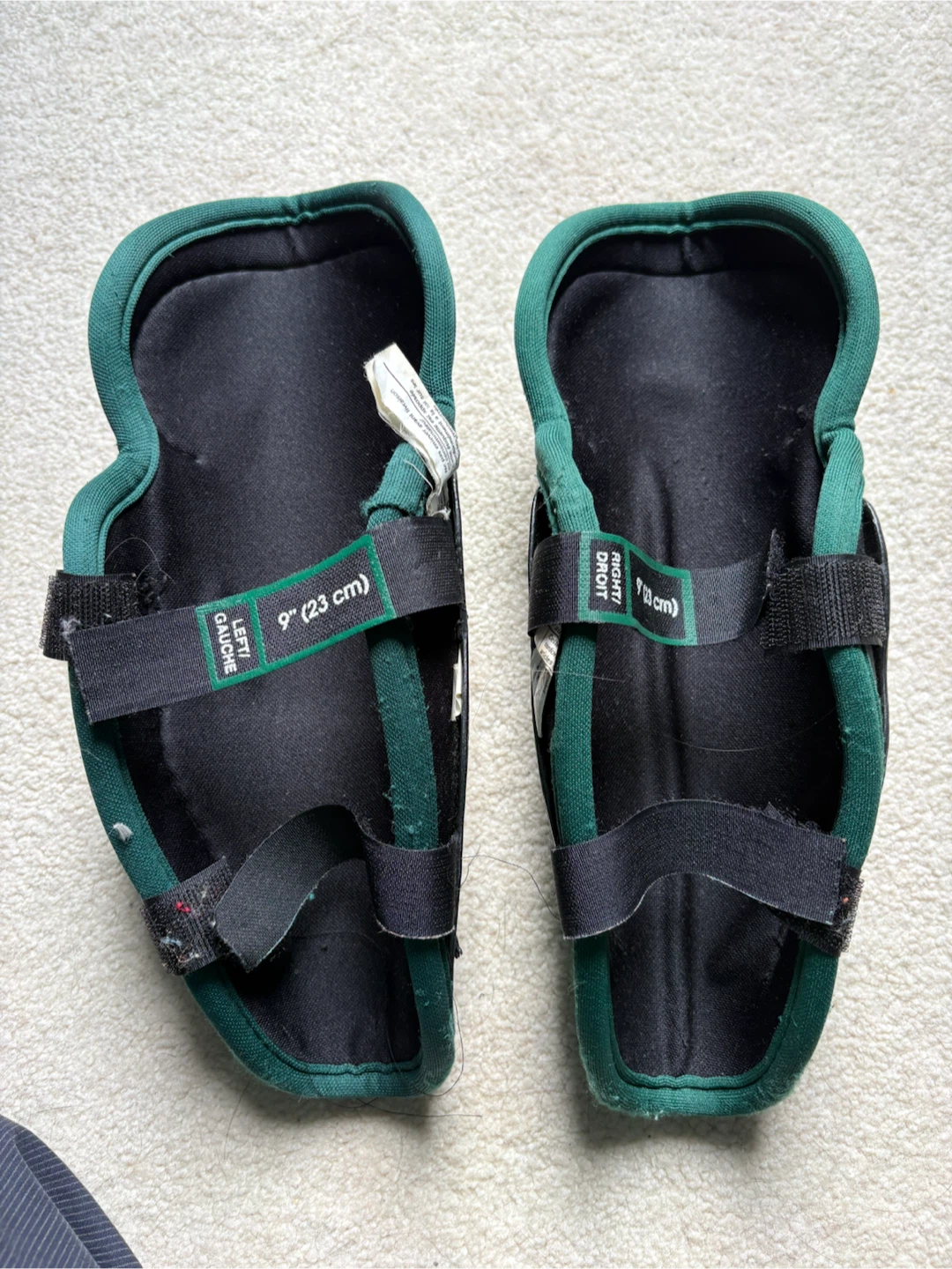 Bauer Shin Guards green black kids size - photo 2