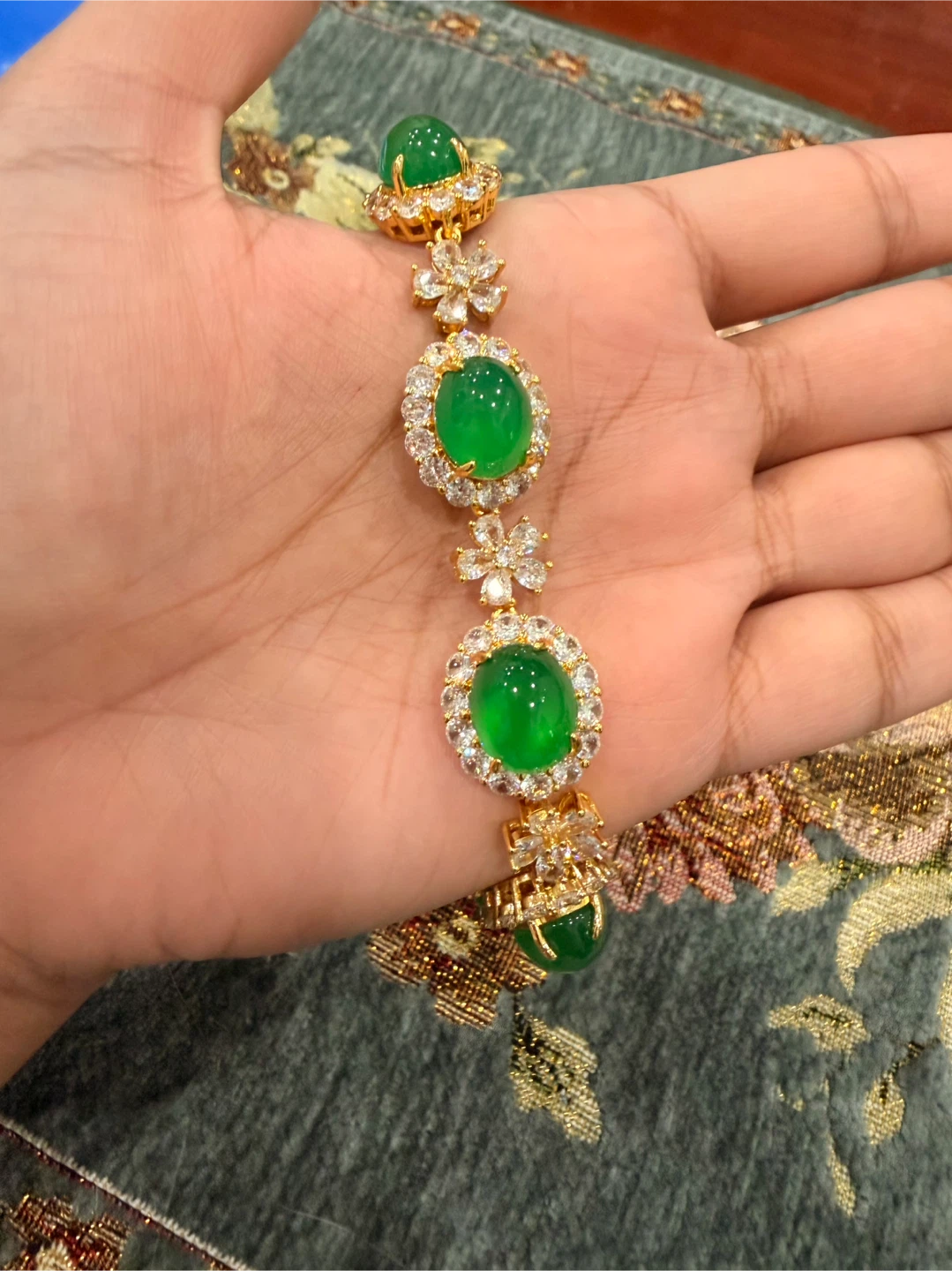 Gold and Jade Bracelet with stones. - photo 2
