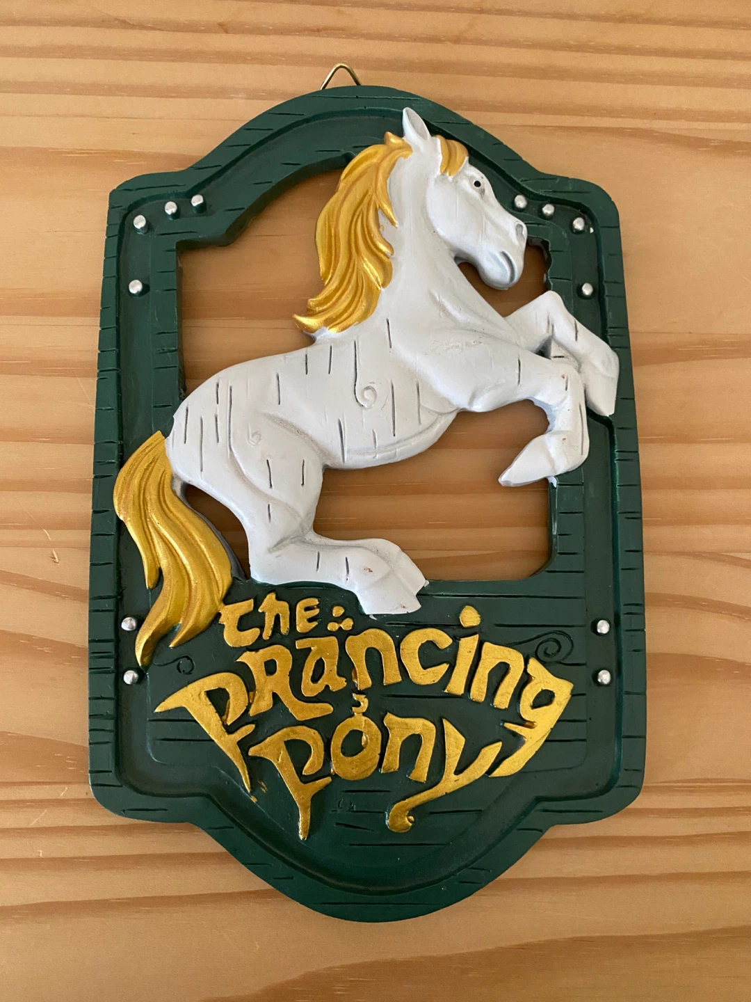 “NEW” Lord of the Rings Tavern Sign Set