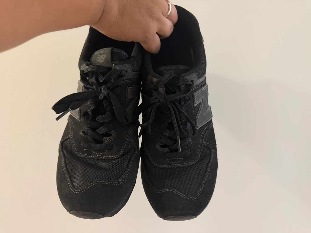 USED: New Balance 574 Black Suede Sneakers - photo 2