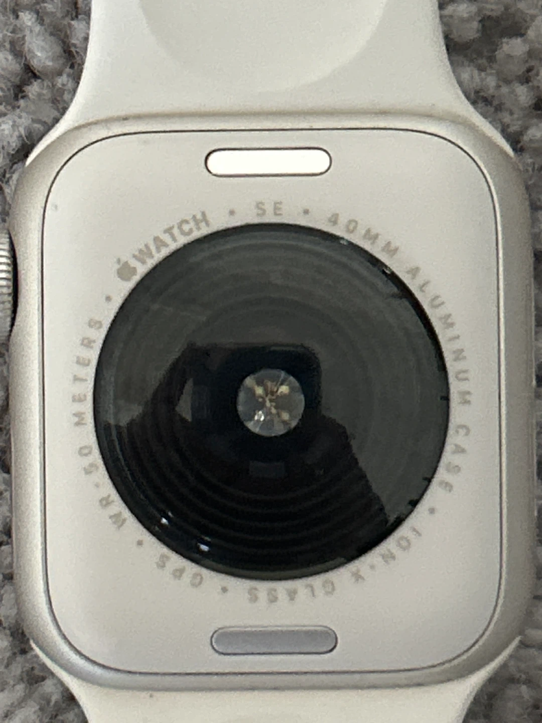 Apple Watch SE 2nd Gen 40mm - photo 3