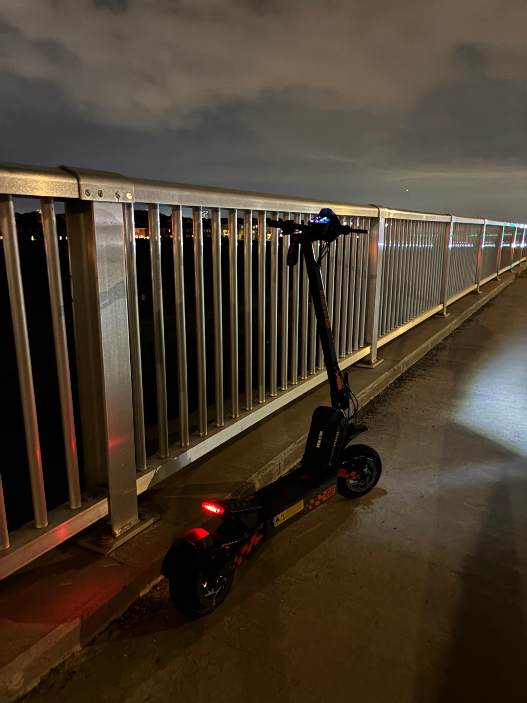 KuKirin G2 Electric Scooter - photo 3
