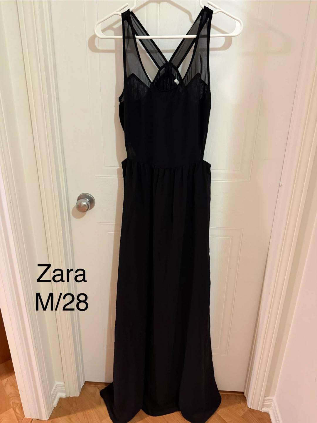 Robe longue noire Zara