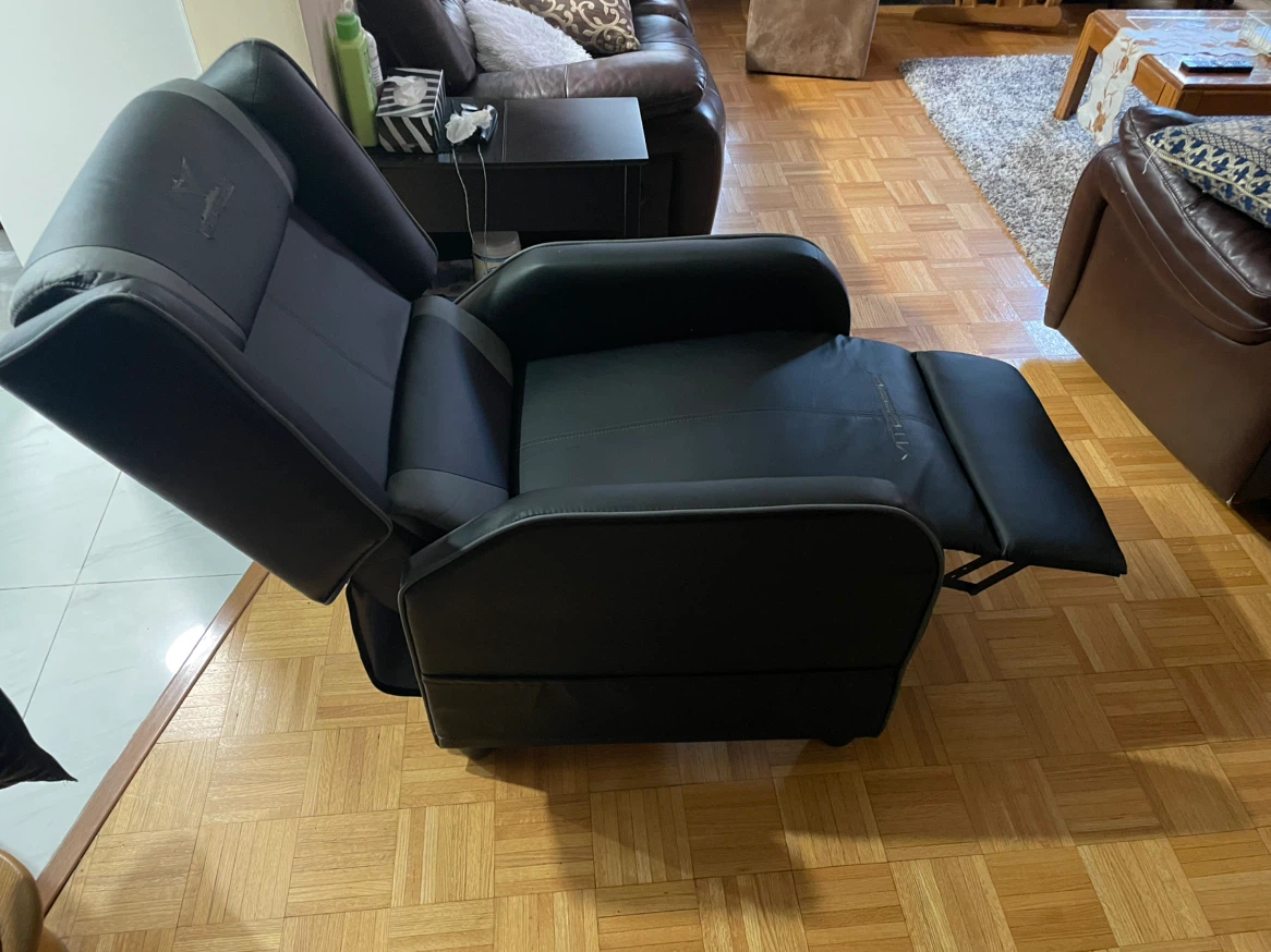 Vitesse Racing Style Gaming Recliner - photo 4