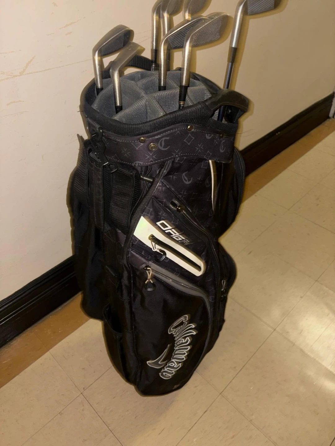 Mizuno Iron Set with Callaway Golf Bag - photo 2
