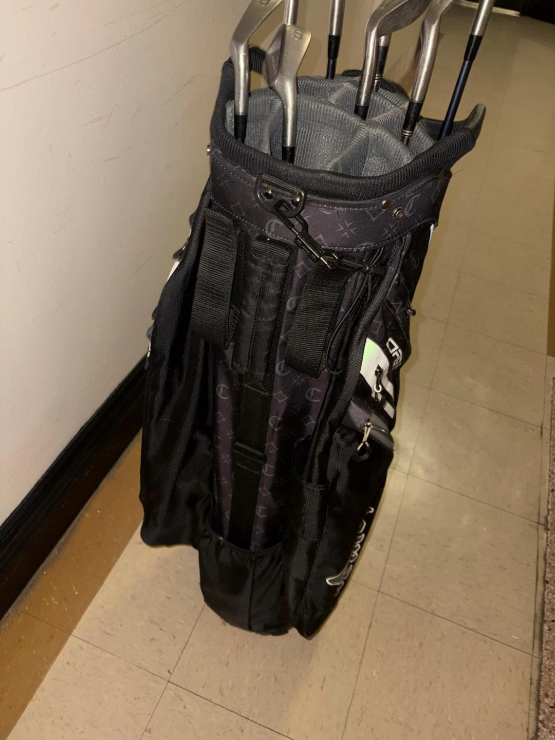 Mizuno Iron Set with Callaway Golf Bag - photo 3