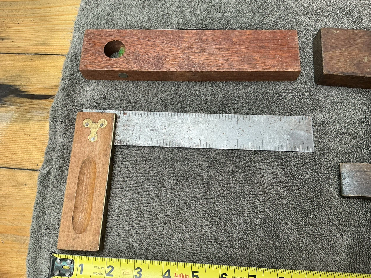 1 Vintage Wood Straight Edge Level & 3 Wood Spirit Levels - photo 2