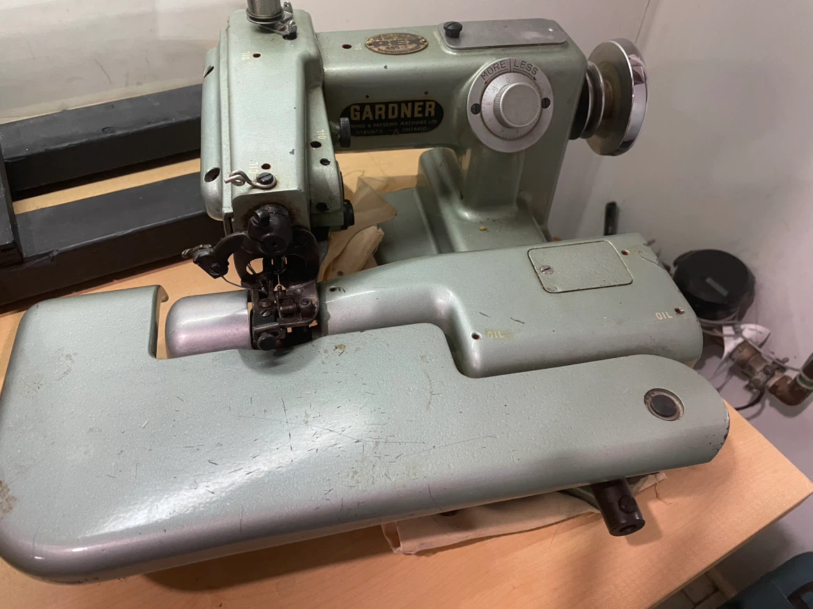 Gardner Brother Blind Stitch Sewing Machine