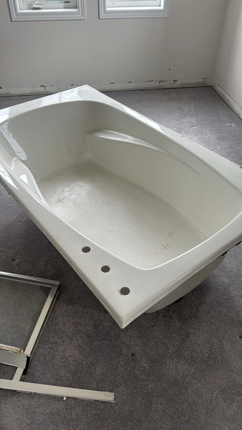 White Acrylic drop in Bathtub - photo 2
